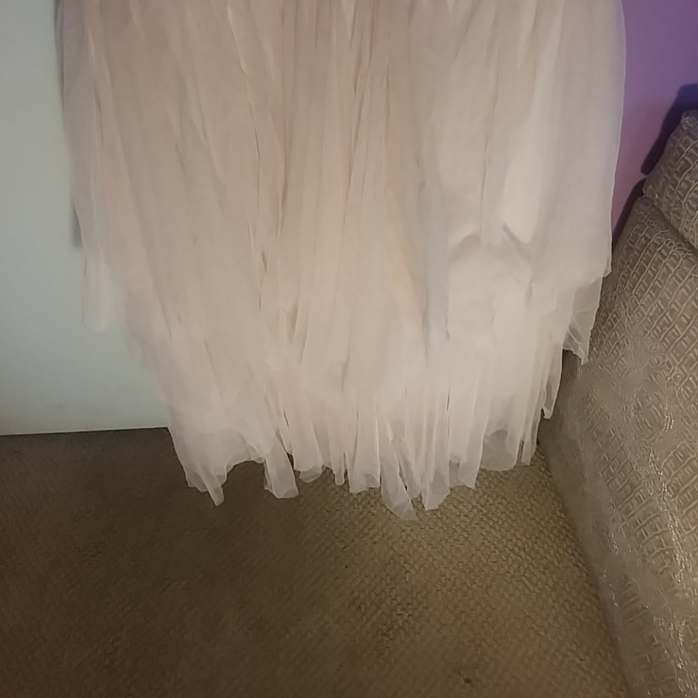 Dress - Picture 2 of 4